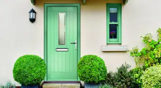 Deco Stanley door, pictured in Chartwell Green